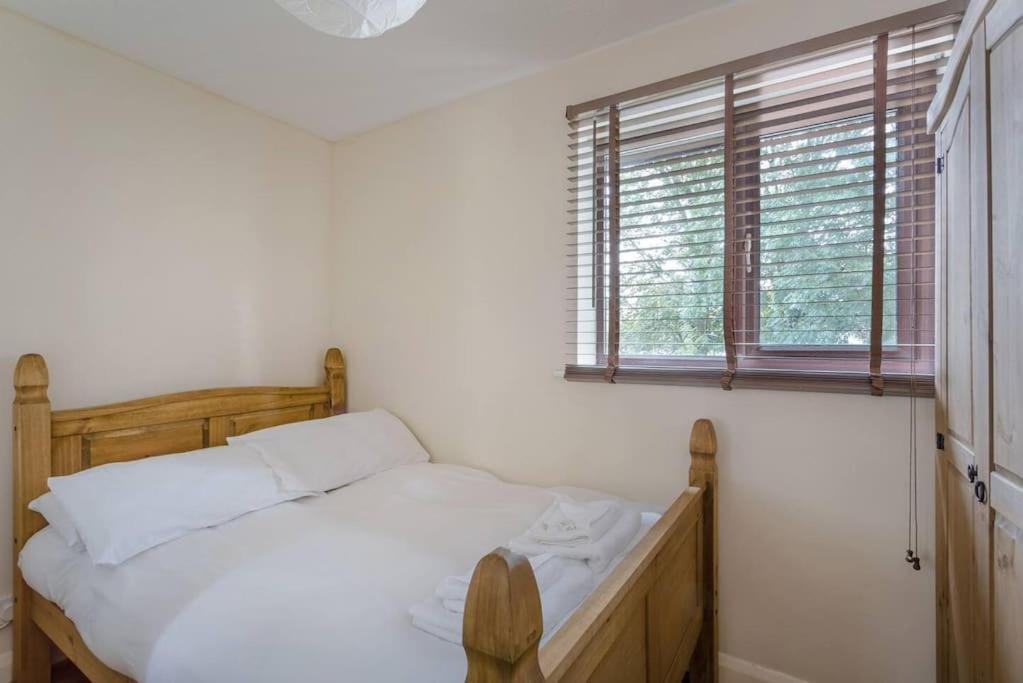 Quiet & Secluded St Albans House Villa Bagian luar foto